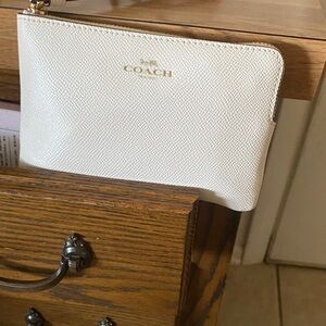 Coach White Leather Wristlet